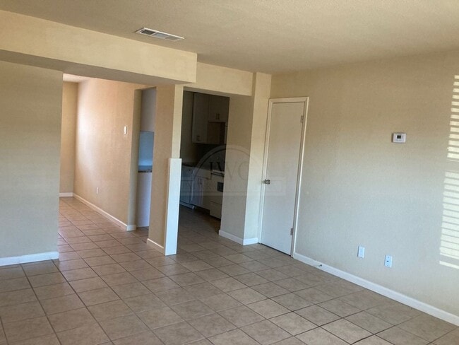 Photo - 1101 Eastside Dr Unit 1101 Eastside B