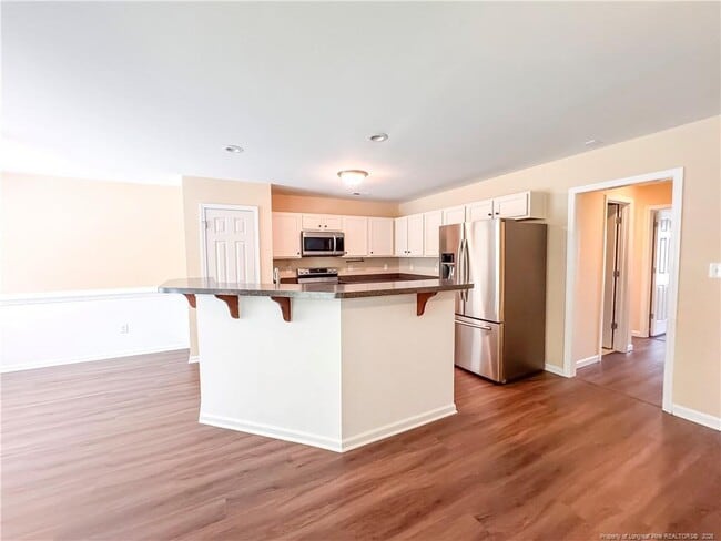 Photo - 865 Fairfield Cir