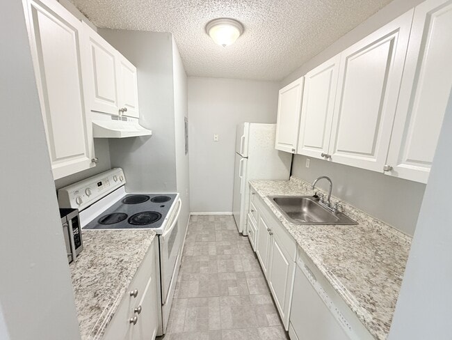 Photo - 105 Benoist Farms Rd