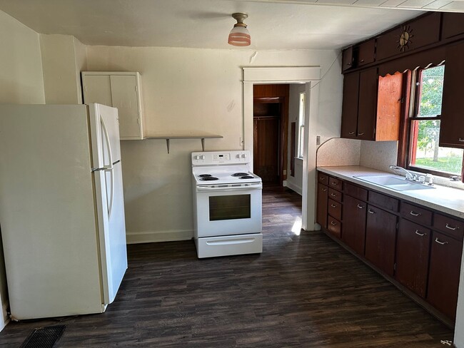 Photo - 1004 S Madison St