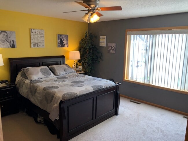 Photo - 2156 Willow Trail