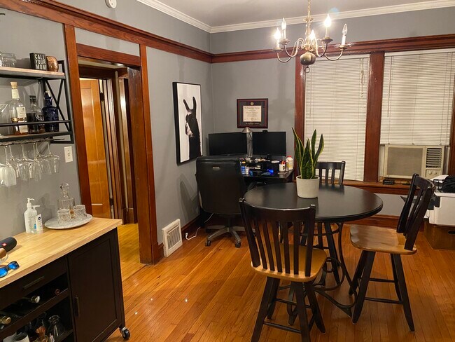 Photo - 2144 W Grace St Unit 2B