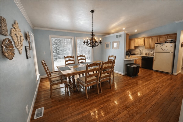 Photo - 2470 Crooked Lake Rd