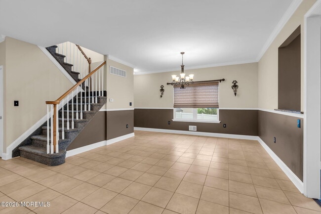 12 Sanford St