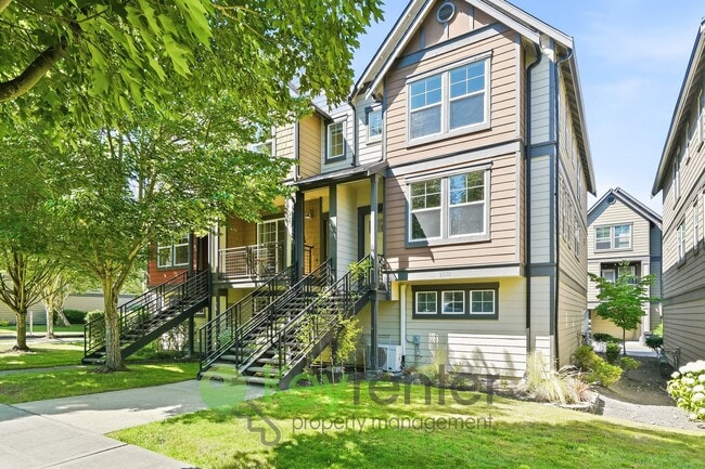 Building Photo - Modern Comfort Meets Classic Seattle Charm