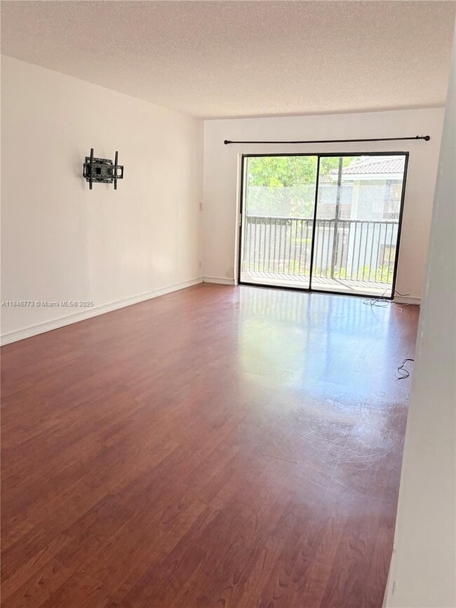 Photo - 11174 W Sample Rd Unit 11174
