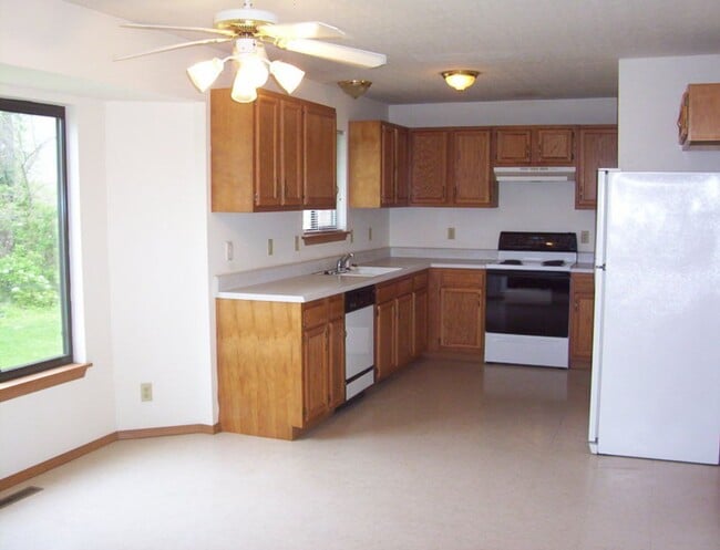 Photo - 3094 S Overhill Ct