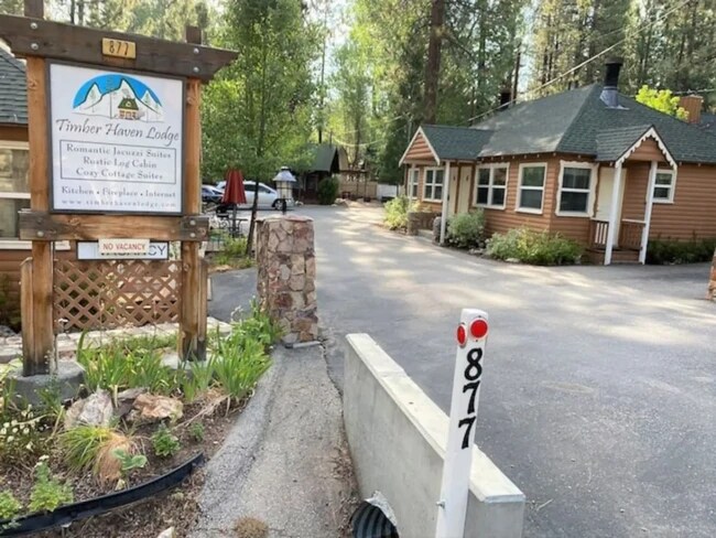 877 Tulip Ln Unit Timberhaven Lodge Unit 2
