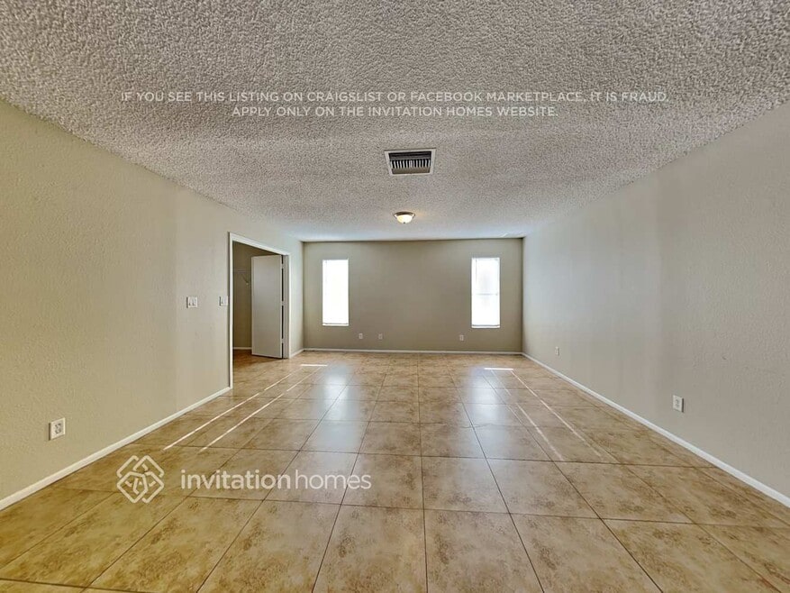 2343 W Portobello Ave
