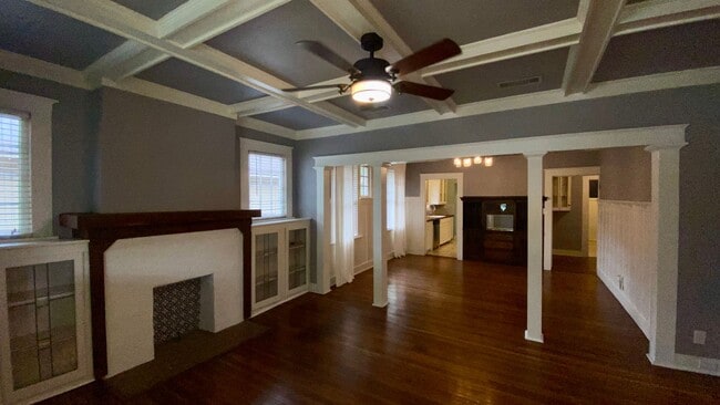 Photo - Charming Fairmount Bungalow