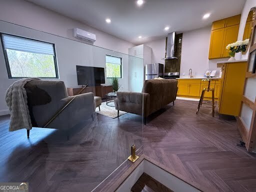 Photo - 3489 Vinings N Way