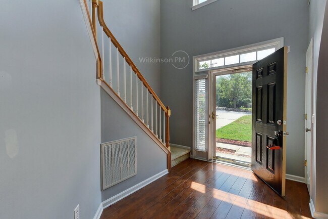 Photo - Beautiful 4 Bedrooms, 2.5 Baths located in...