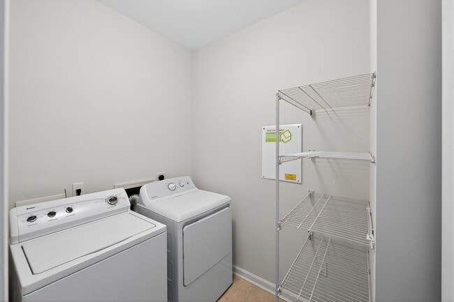 Photo - 8011 Forest Ridge Dr