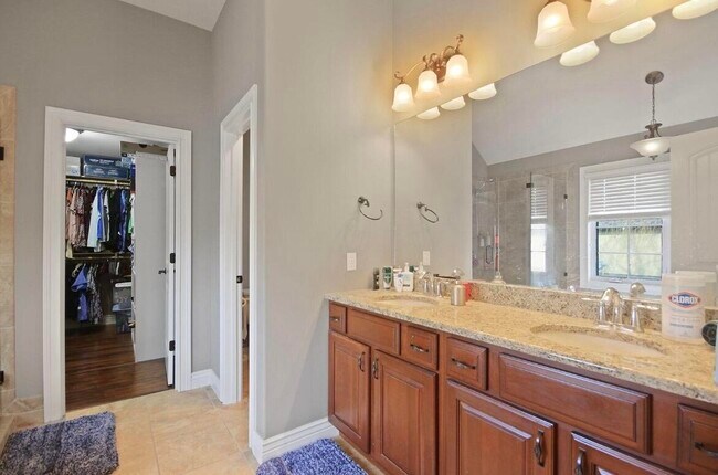 Photo - 1908 Lasso Cir