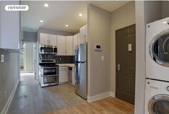 Building Photo - 213 Butler St Rental