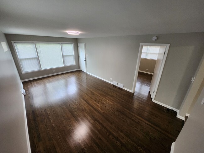 Building Photo - 12132 S Michigan Ave Unit MIchigan Property