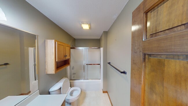 Photo - 3209 Sequoia Dr
