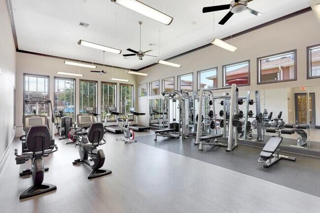 Photo - 10701 S I-35 Frontage Rd Unit d1