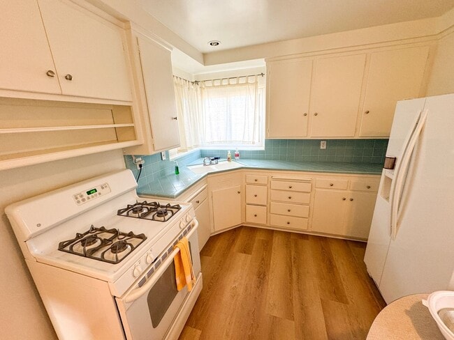 Photo - COMING SOON - Charming 3 bedroom 2 bath townhouse