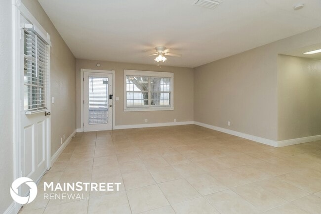 Photo - 759 Baywood Cir