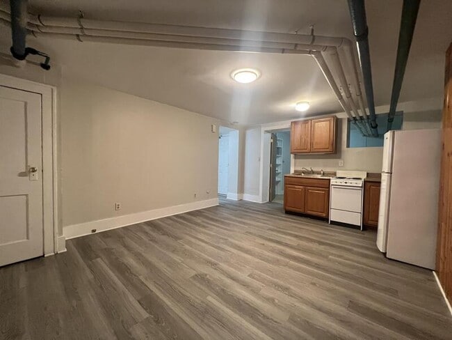 Photo - 255 State St