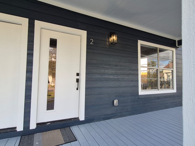 Photo - 2209 Gano St Unidad 2