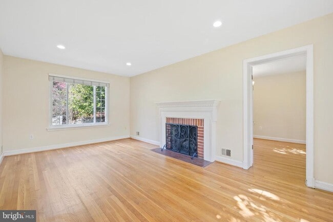 Photo - 5601 Wyngate Dr