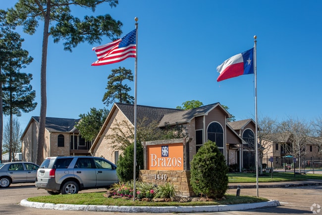 Brazos Apartments - The Brazos Apartments