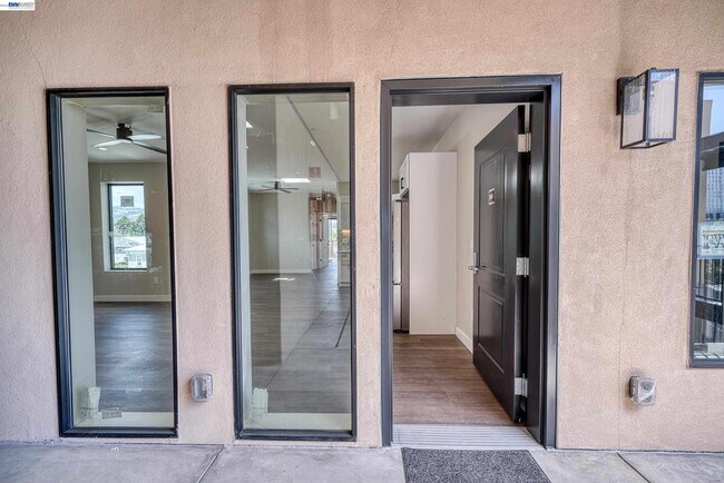 4202 Telegraph Ave Unit 303