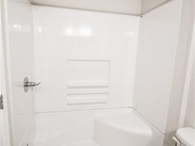 Photo - 350 E Pecan St