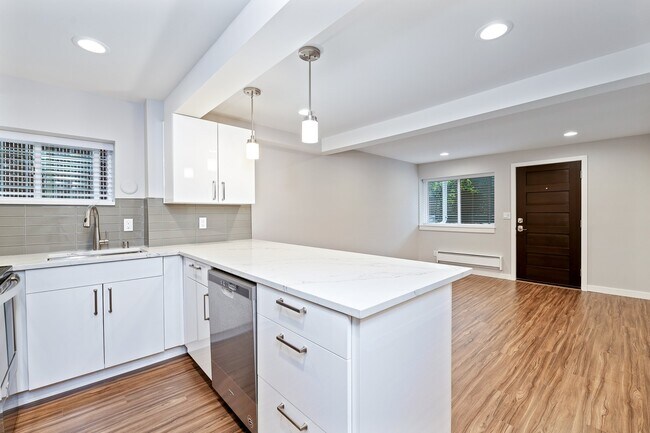 Photo - 808 NW Market St Unidad 1