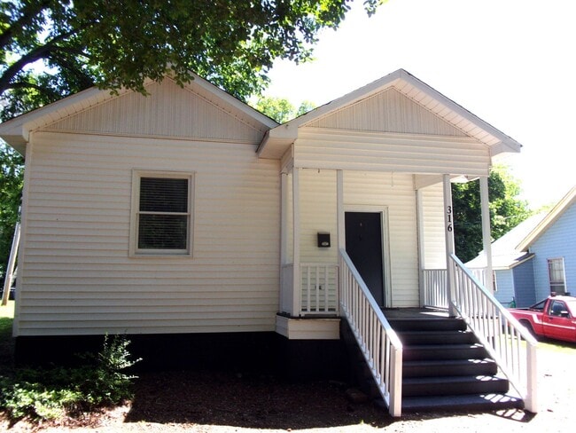 Photo - Beautifully Renovated 2 Bedroom 1 1/2 Bath Home