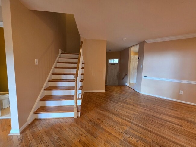 Photo - 10952 Bloomingdale Dr
