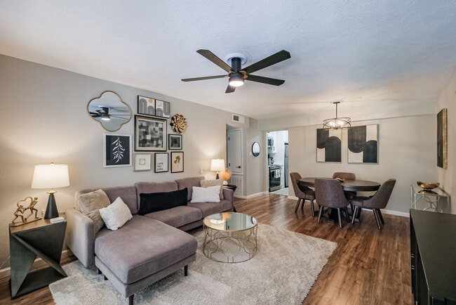 Photo - 2507 Montrose Blvd Unidad SI FL2-ID1521977P