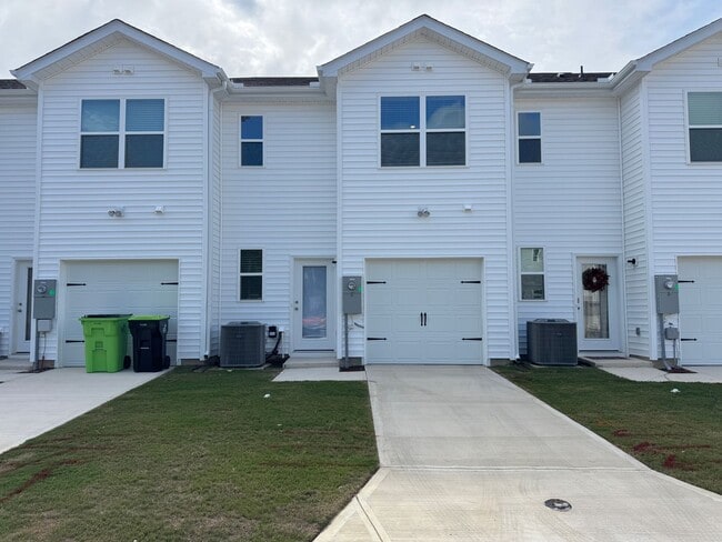 2043 Clock Rd