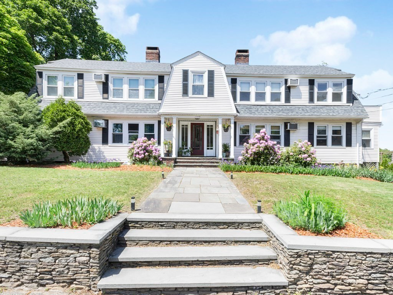 Photo - 1145 Boylston St