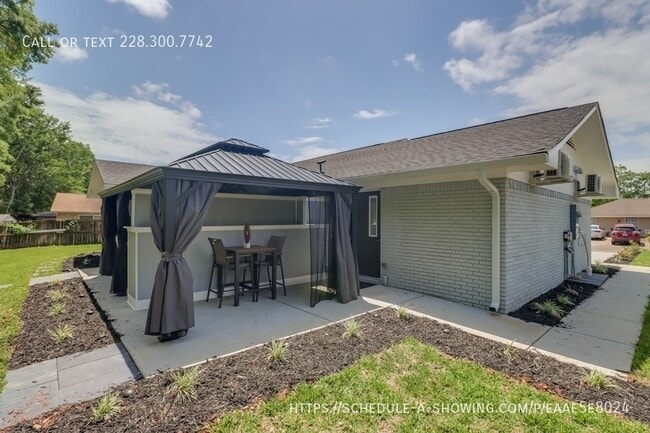 Photo - 508 Tasha Dr