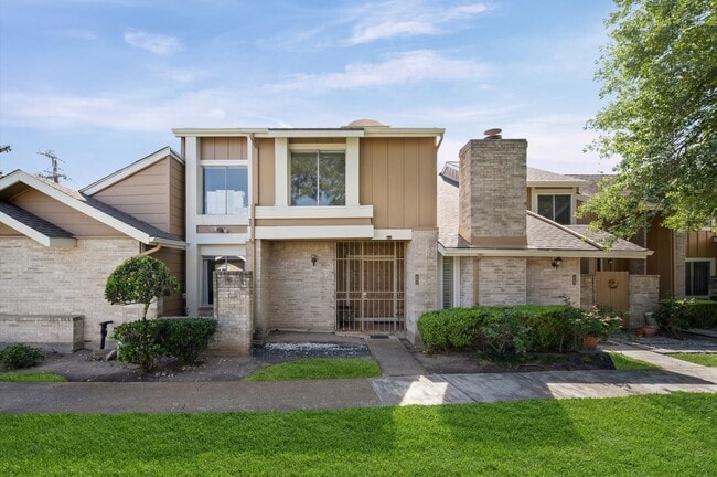 Building Photo - 6171 Dryad Dr