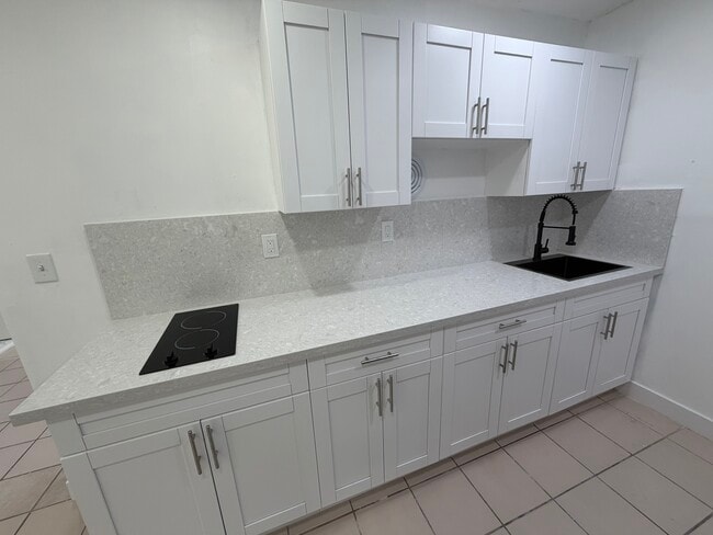 Photo - 11134 SW 6th St Unidad R