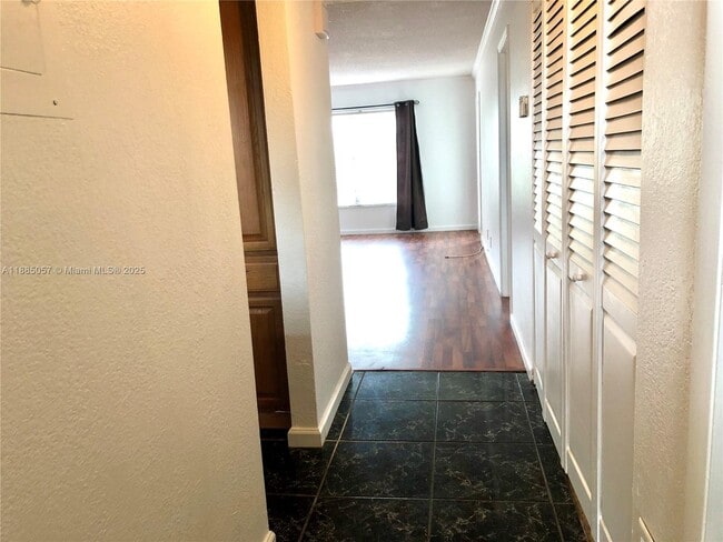 Photo - 8121 SW 24th Ct Unit 304