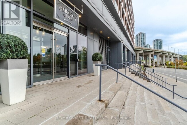 Photo - 169 Fort York Blvd Unit 715