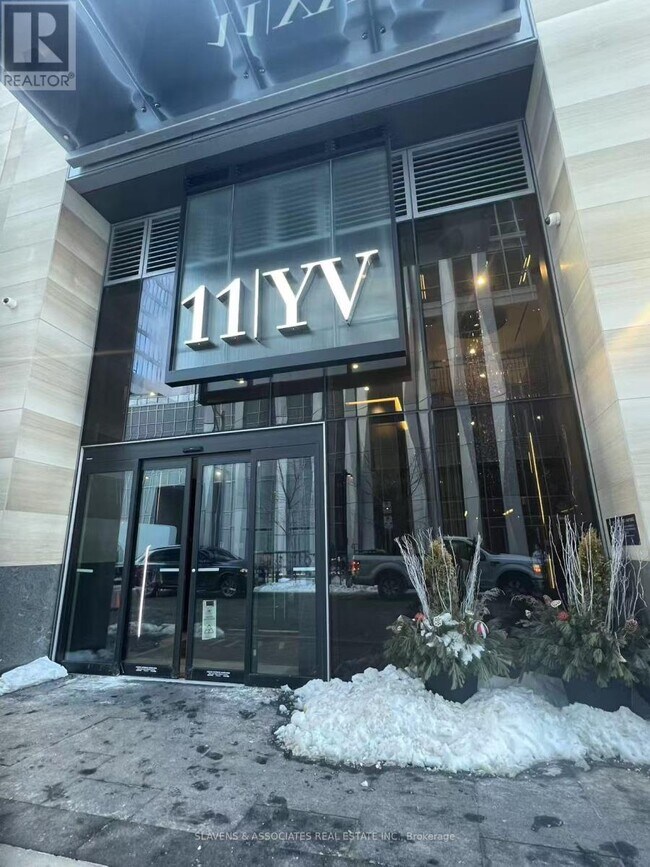 Photo - 11 Yorkville Ave Unité 2803