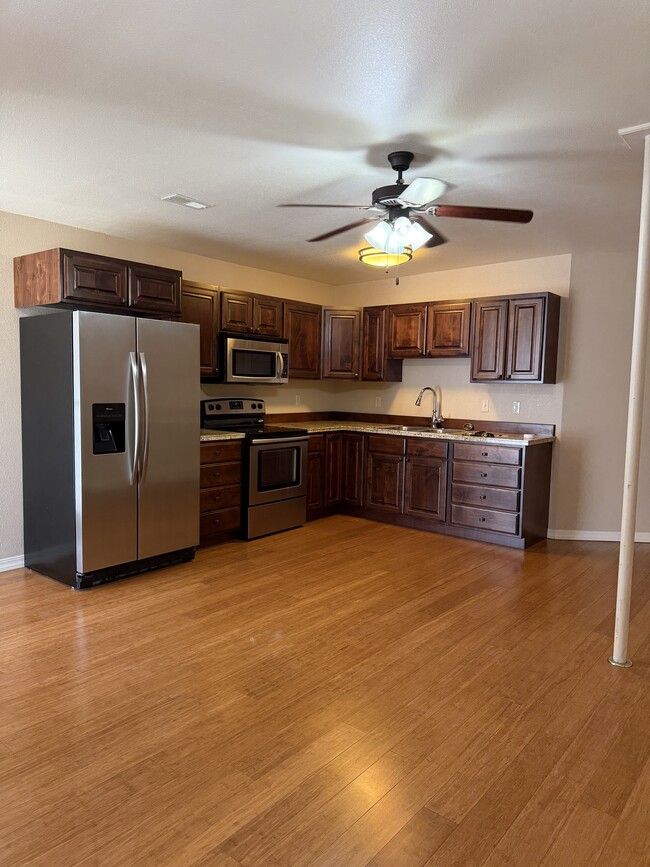 Photo - 12 S Idaho St Unidad 10 S Idaho Rental