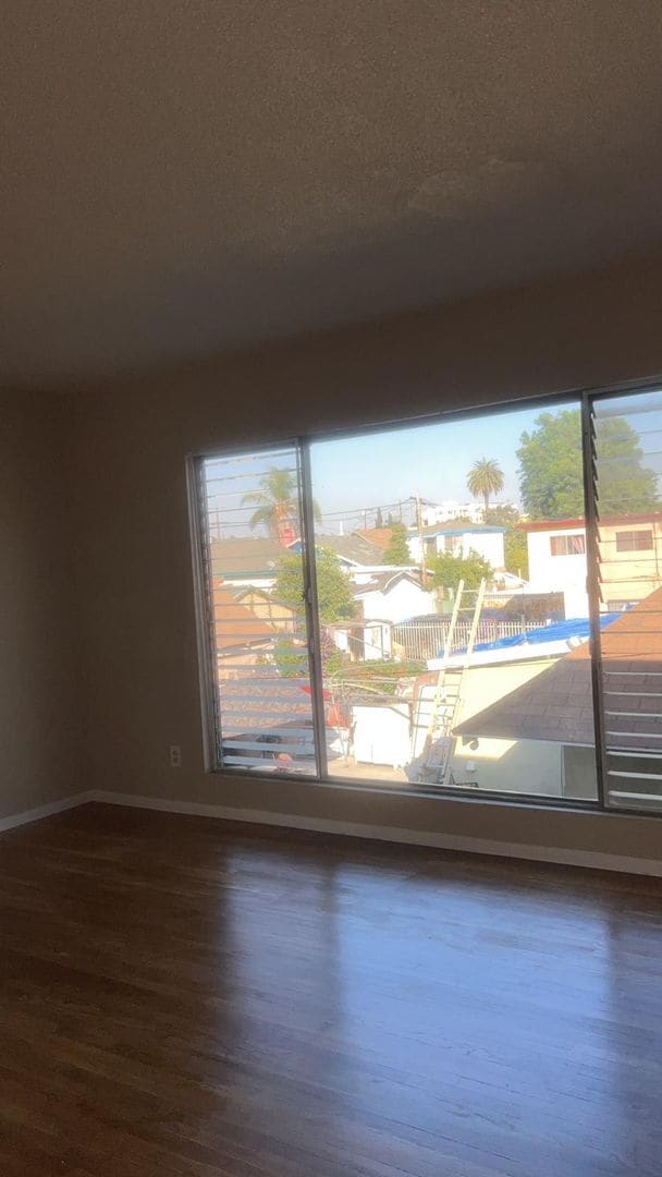 Photo - 237 57th St Unit 3