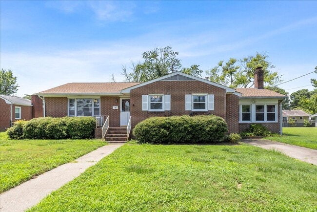 Photo - 3BR/1.5BA Brick Ranch with Fireplace | Extra Storage | Hampton Near Shipyard & I-64