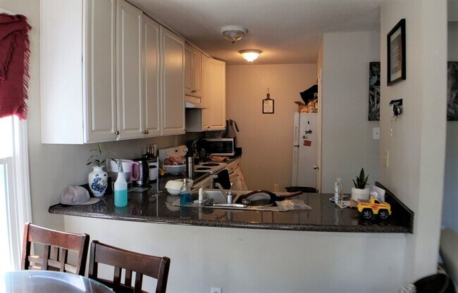 8378-8380 McGuire