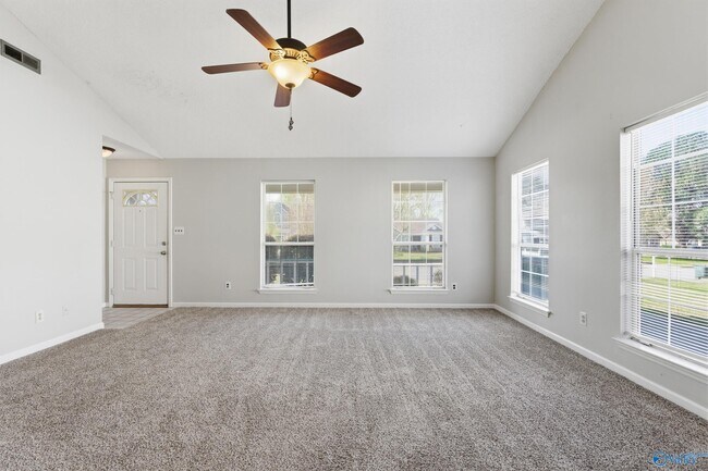 Photo - 2504 Reabok Cir SW