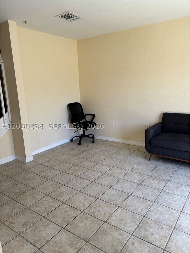 Photo - 2088 NE 167th St