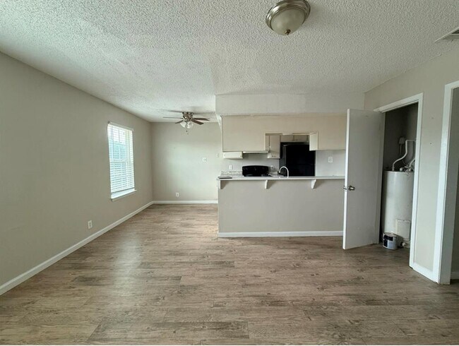 Photo - 6110 Wheless Cove Unit D