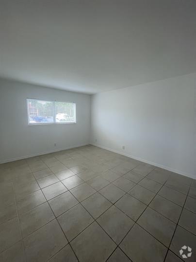 Building Photo - 2946 NW 55th Ave Rental